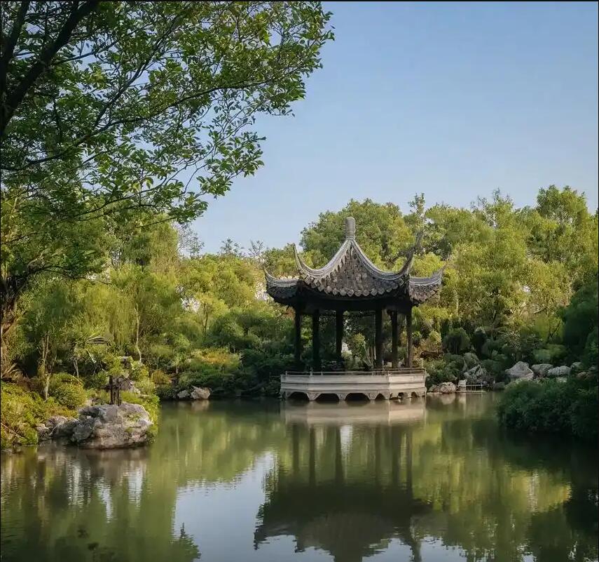 潍城区雨珍出版有限公司